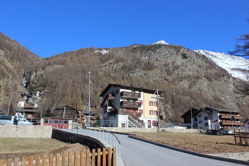 Haus Alpenblick Lägenhet Saas-Grund Exteriör bild
